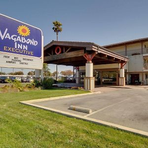 Vagabond Inn Executive Sfo เบอร์ลิงเกม Exterior photo