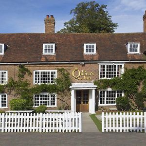 The Queen'S Inn ฮอว์กเฮิสต์ Exterior photo