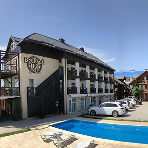 Веселий Кут Hotel ซาลิซนีปอร์ต Exterior photo