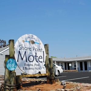 Shore Point Motel พอยท์เพลสเซนท์บีช Exterior photo