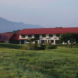 Kyukamura Azumayama-Lodge Shobara Exterior photo