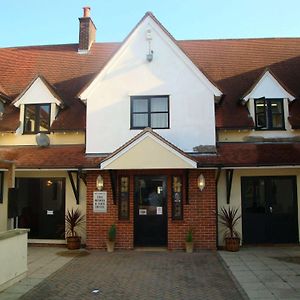 Stansted Skyline Hotel เกรทดันโมว์ Exterior photo