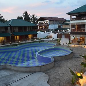 Holiday Inn Beach Resort เกาะนีล Exterior photo