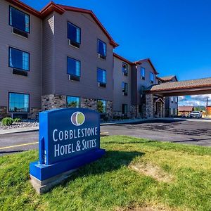 Cobblestone Hotel & Suites - วิคเตอร์ Exterior photo