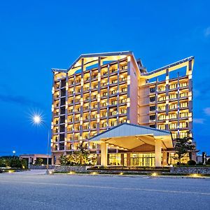 โรงแรมฟอร์โมซา นารูว่าน แกแล็กซี โฮเทล Taitung Exterior photo