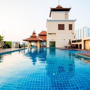 ไอยรา พาเลส Hotel Pattaya Exterior photo
