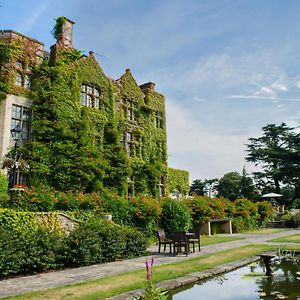 Pennyhill Park Hotel And Spa แบ็กช็อต Exterior photo