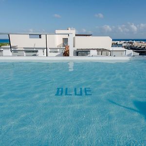 Blue Condo ปลายาเดลการ์เมน Exterior photo