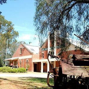 Springhurst Butter Factory Apartment Exterior photo