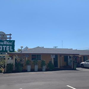 Wagon Wheel Motel ซาลีนาส Exterior photo