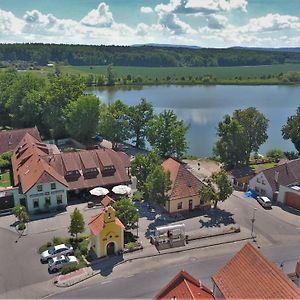 Sindlovska Krcma Hotel เชสเกบูดิเยโจวิตเซ Exterior photo