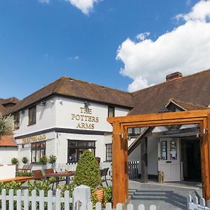 The Potters Arms Hotel อาเมอร์แชม Exterior photo