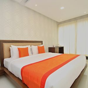 Oyo 10324 Hotel Prince Inn บังกาลอร์ Exterior photo