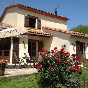 Chez Irene Bed & Breakfast Saint-Quentin-la-Tour Exterior photo