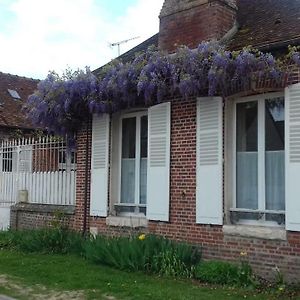 Les Glycines Villa Cressonsacq Exterior photo