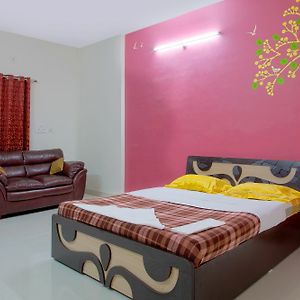 Relaxinn Hospitality Pimpri-Chinchwad Exterior photo