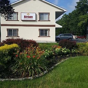 Atrium Inn & Suites กัลโลเวย์ Exterior photo