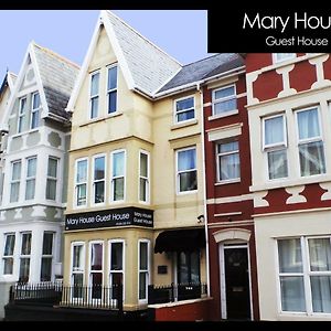 Mary House 46 Bed & Breakfast พอร์ธคอว์ล Exterior photo