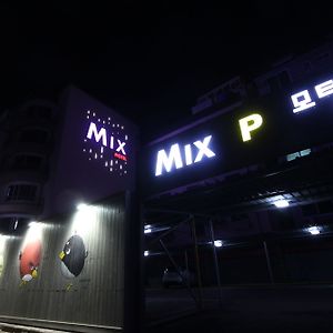Mix Motel จอนจู Exterior photo