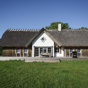 Villa Bumba Liigalaskma Exterior photo