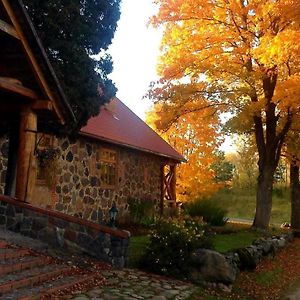 Lobes Krogs Hotel Gobas Exterior photo