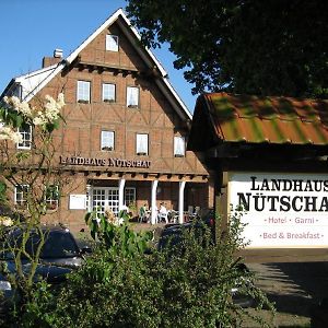 Landhaus Nutschau Bed & Breakfast บาด โอเดสลัว Exterior photo