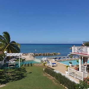 Pipers Cove Resort รันอเวย์เบย์ Exterior photo