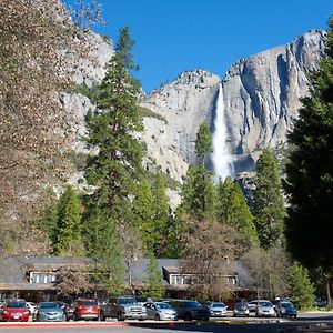 Yosemite Valley Lodge โยเซมิตีวิลเลจ Exterior photo