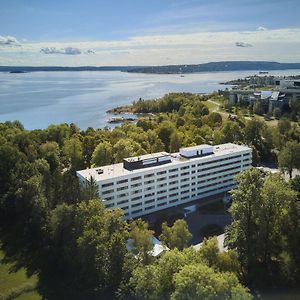 Radisson Blu Park Hotel, Oslo ฟอร์เนอบู Exterior photo