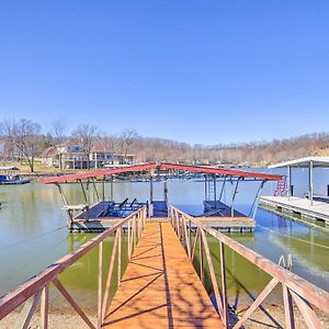 Waterfront Lake Of The Ozarks Cabin With Boat Dock! แคมเดนตัน Exterior photo