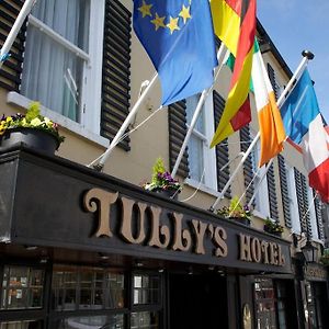 Tully'S Hotel Castlerea Exterior photo