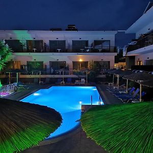 Marina Boutique Hotel โมไรตีกา Exterior photo