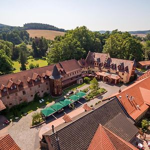 Schlosshotel Weyberhoefe โฮสบาค Exterior photo