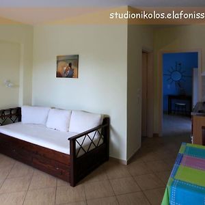 Studio Nikolos Hotel เอลาฟอนนิซอส Room photo