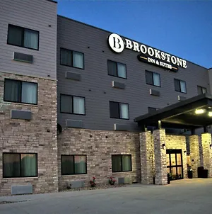 Brookstone Inn & Suites ฟอร์ตดอดจ์ Exterior photo