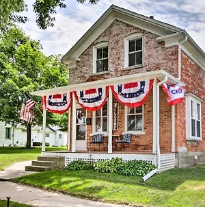 Historic Wabasha Home With Patio In Downtown! Exterior photo