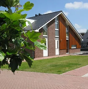 Cozy House With Dishwasher, Not Far From Amsterdam Uitgeest Exterior photo