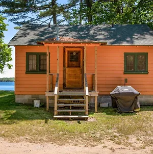 Scott'S Twin Lakes Resort - Cabin 2 Conover Exterior photo