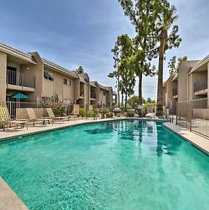 Sunny Scottsdale Condo With 2 Year-Round Pools! Exterior photo