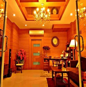 โรงแรมบีริช ชลบุรี Exterior photo