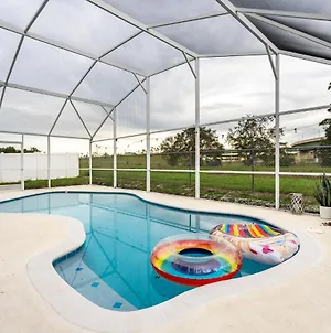 East Orlando Getaway - 3Br/2Bth - *Pool *Parking Villa Exterior photo