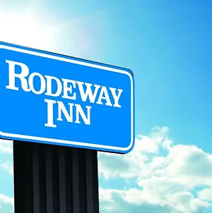 Rodeway Inn McPherson Exterior photo