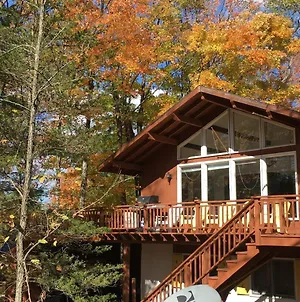 Contemporary Magic Mountain Chalet Close To Skiing, Hiking, Fun Londonderry Exterior photo