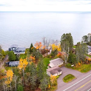 Lake Superior Getaway - Walk To Water! ดุลูท Exterior photo