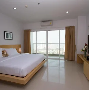 Ariva Royal Hill Pattaya Apartment Exterior photo