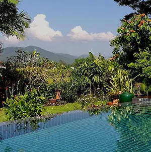 Villa Albizia In Chiang Mai ดอยสะเก็ด Exterior photo