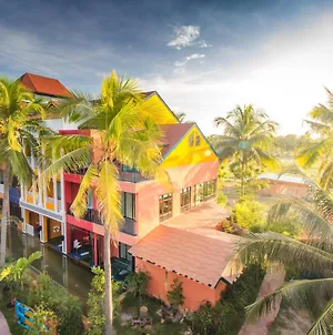 วาฏิกา รีทรีต กุยบุรี รีสอร์ต Hotel ประจวบคีรีขันธ์ Exterior photo