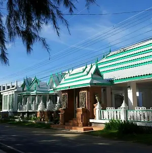 Samroiyod Beach Resort ปราณบุรี Exterior photo